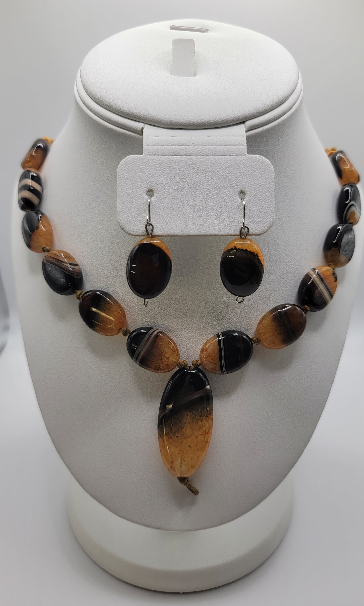 Bumble Bee Agate Necklace Set