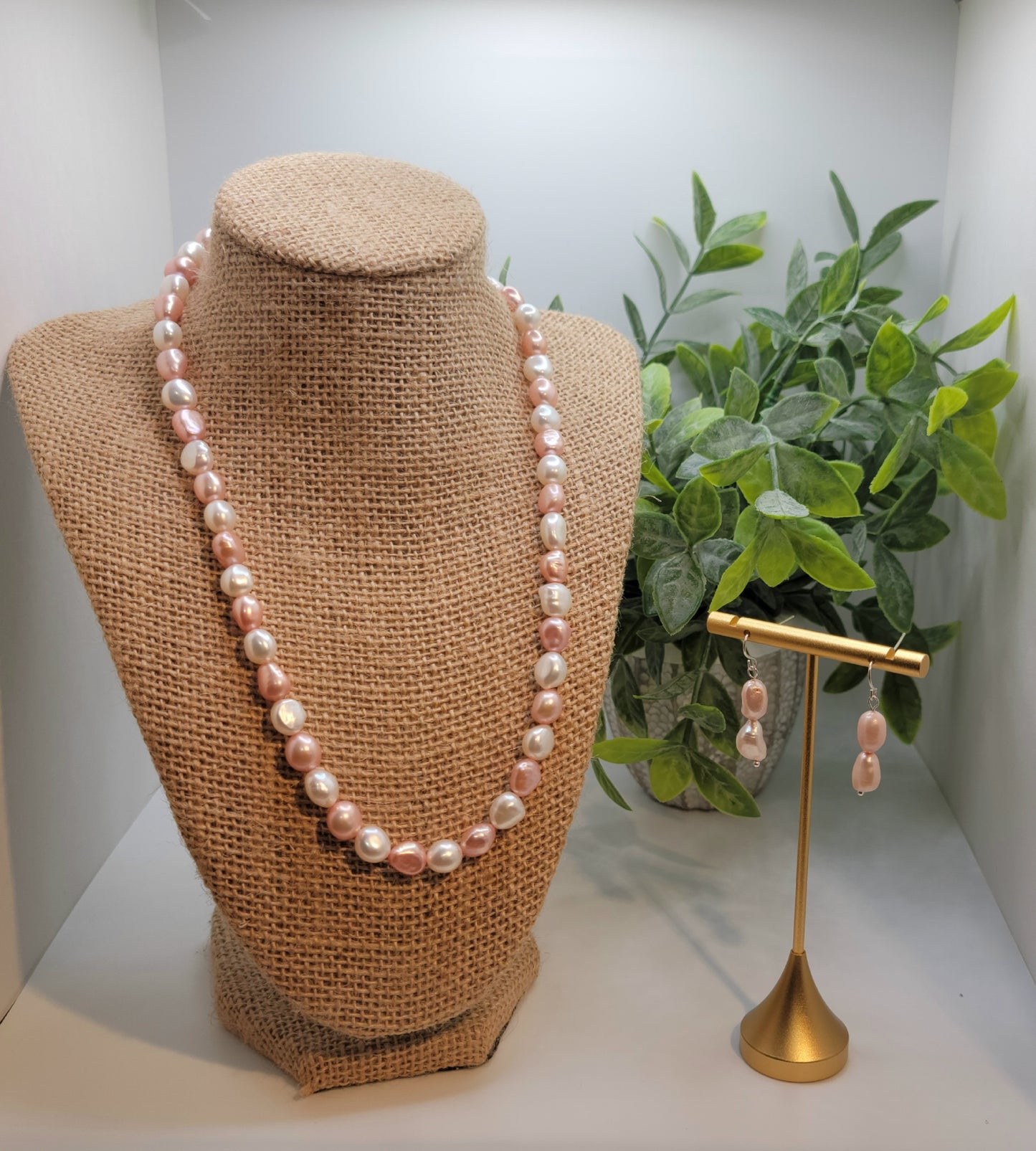 Pink and White Freshwater Baroque Pearls Necklace set