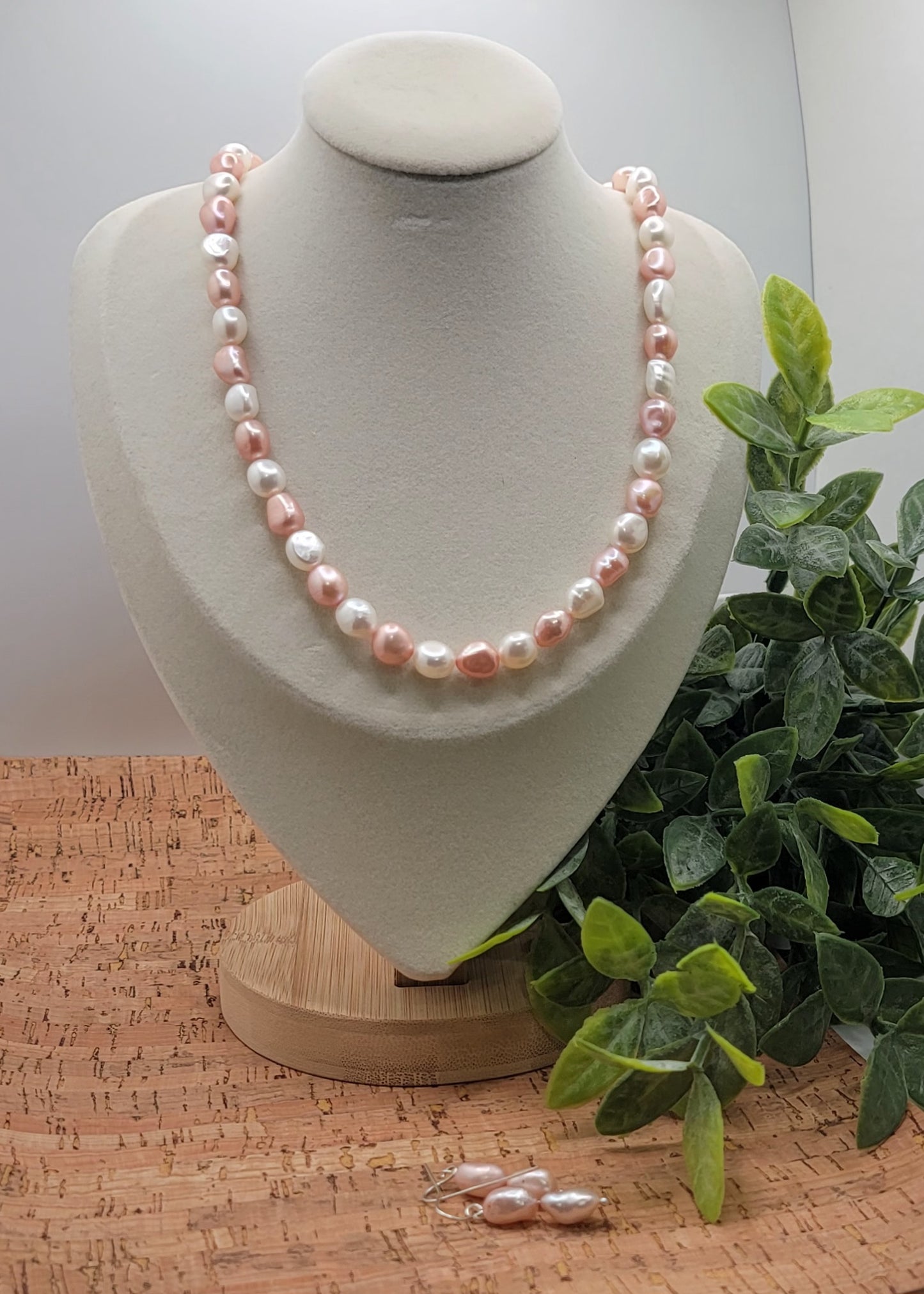 Pink and White Freshwater Baroque Pearls Necklace set